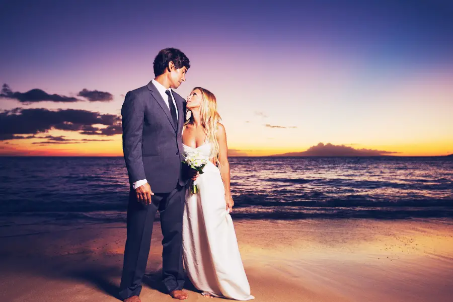 wedding couple on a beach